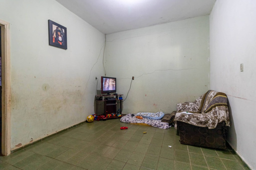 Casa 3 quartos Jardim Balneário Meia Ponte com loja frontal - Foto