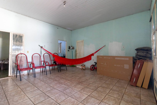 Casa 3 quartos Jardim Balneário Meia Ponte com loja frontal - Foto