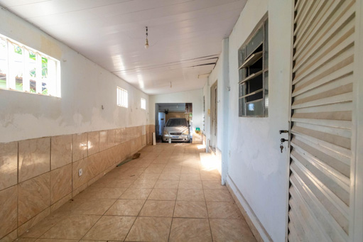 Casa 3 quartos Jardim Balneário Meia Ponte com loja frontal - Foto