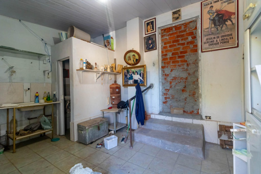 Casa 3 quartos Jardim Balneário Meia Ponte com loja frontal - Foto