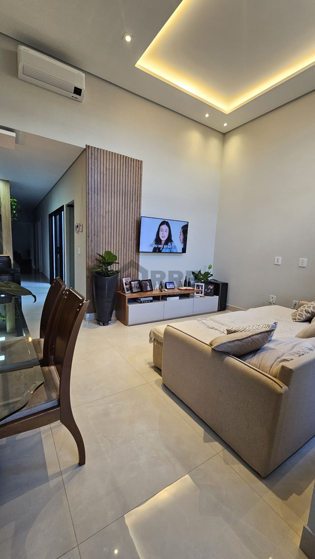 Foto cadastro cód. 819