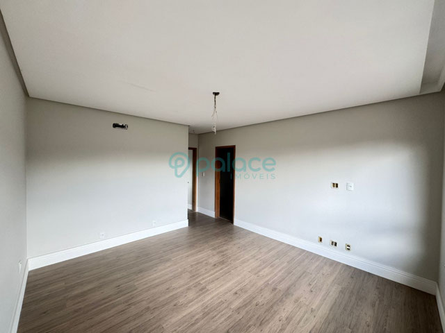 Foto cadastro cód. 842