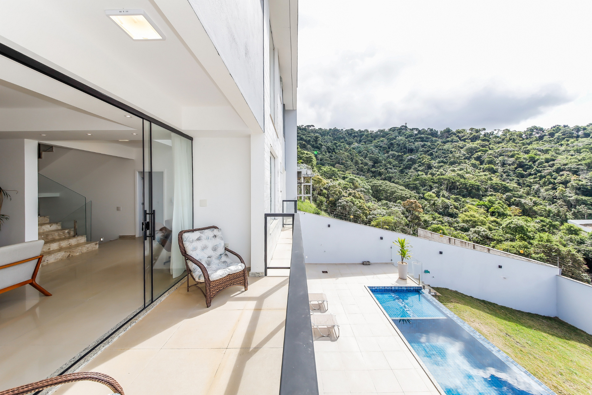 Casa moderna no Aeroporto. 400m², 4 quartos, 2 suítes., foto 19