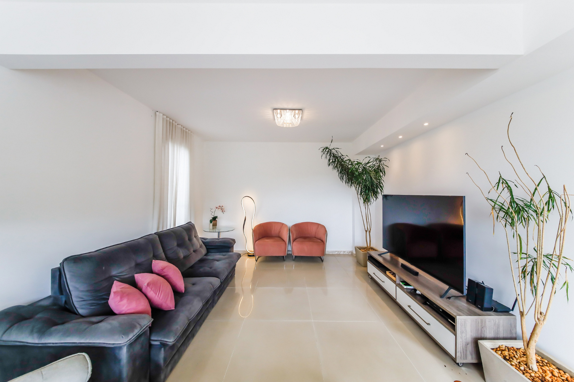 Casa moderna no Aeroporto. 400m², 4 quartos, 2 suítes., foto 16