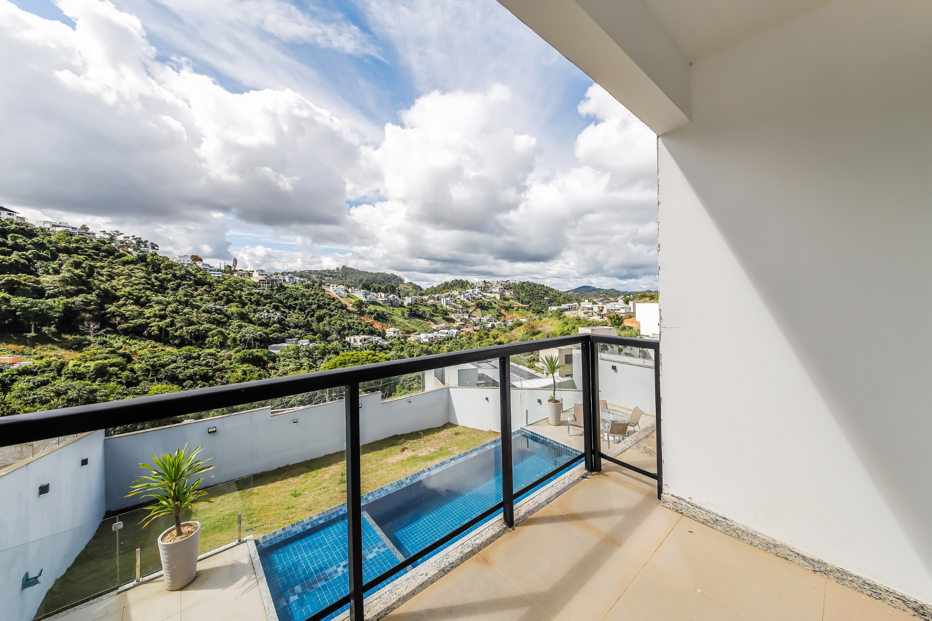 Casa moderna no Aeroporto. 400m², 4 quartos, 2 suítes., foto 23