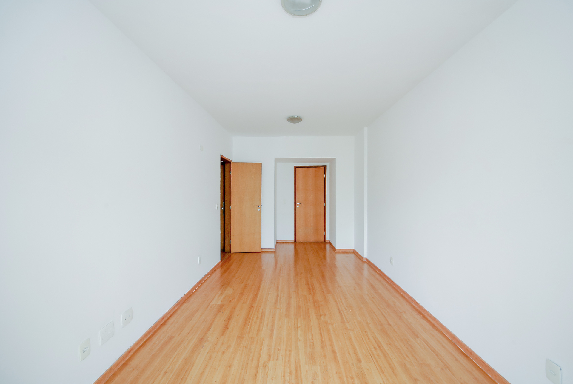 Centro: 105m² com varanda e 2 vagas., foto 6