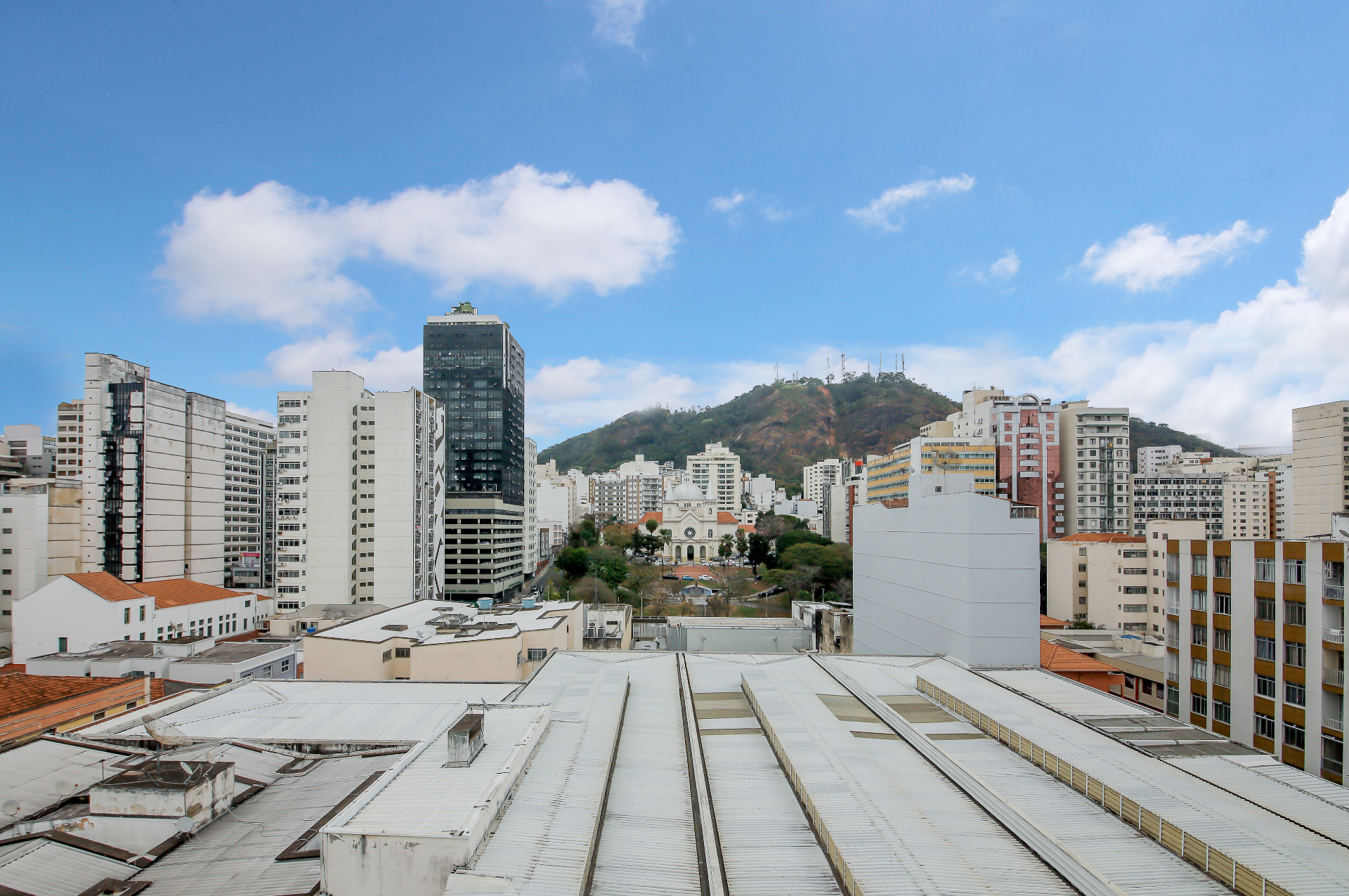 Centro: 105m² com varanda e 2 vagas., foto 14