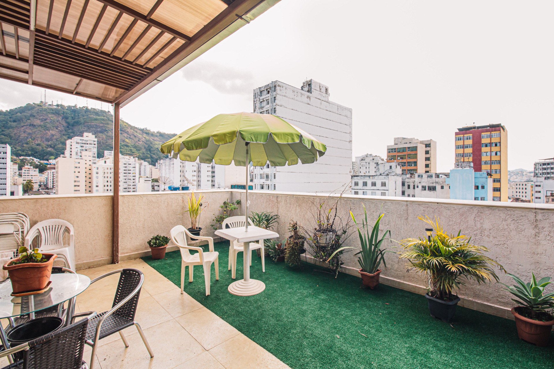 Cobertura no Centro: 155m², terraço e vista livre., foto 1