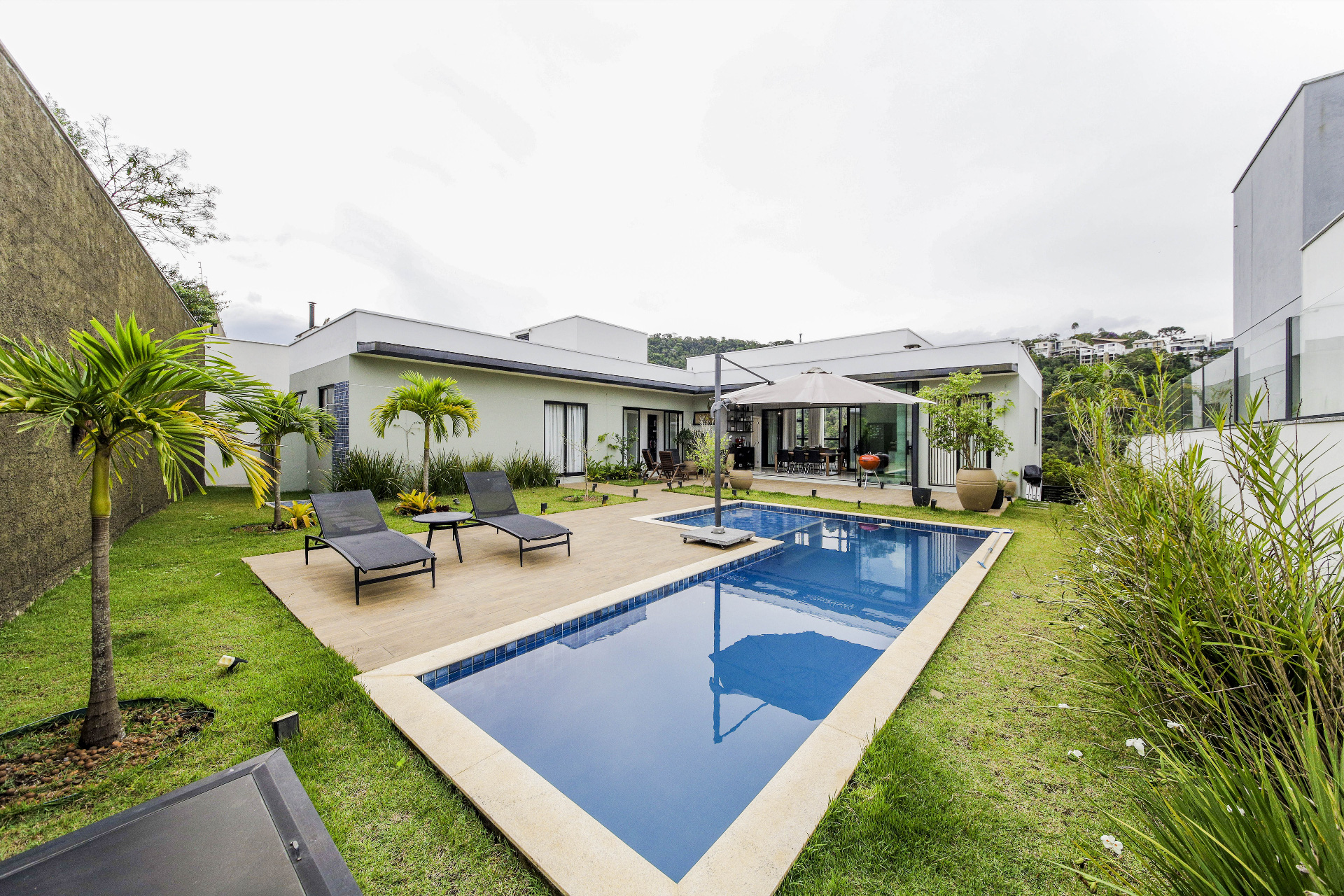 Casa com 4 suítes, piscina e integração para venda, foto 1