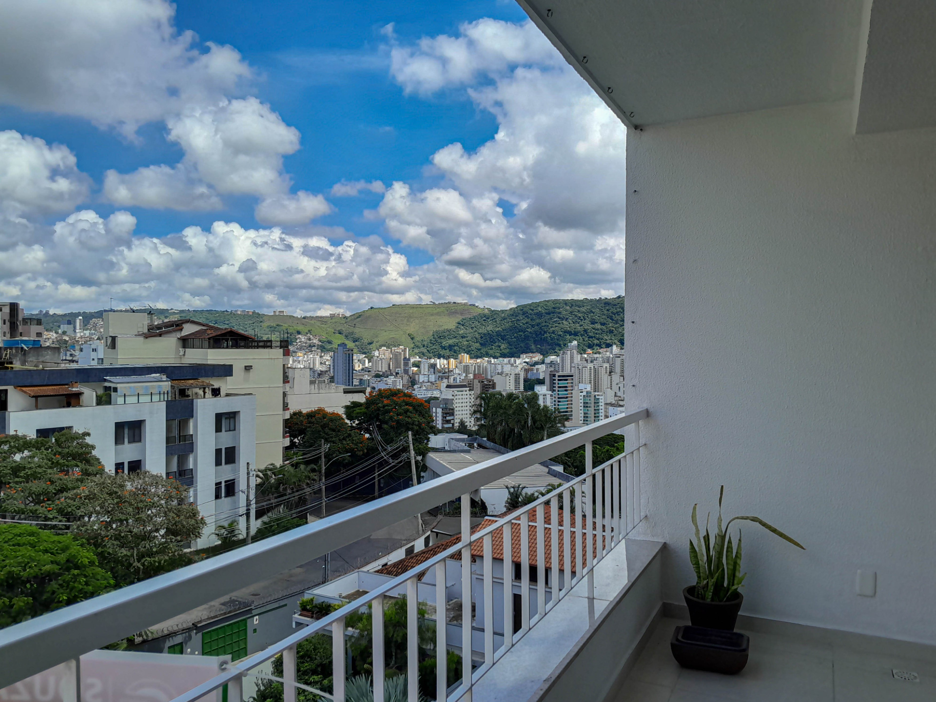 Bom Pastor: 2 quartos, vaga e 77m²., foto 3