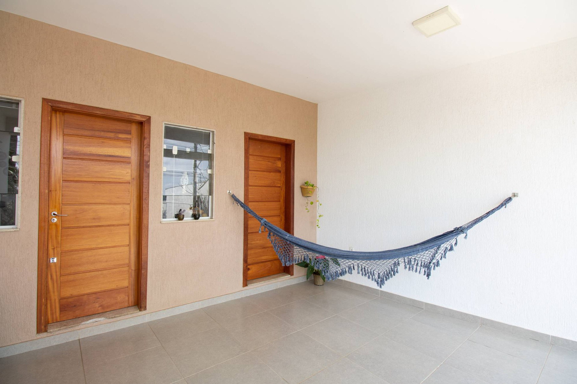 Casa com bom quintal. Novo Horizonte., foto 3
