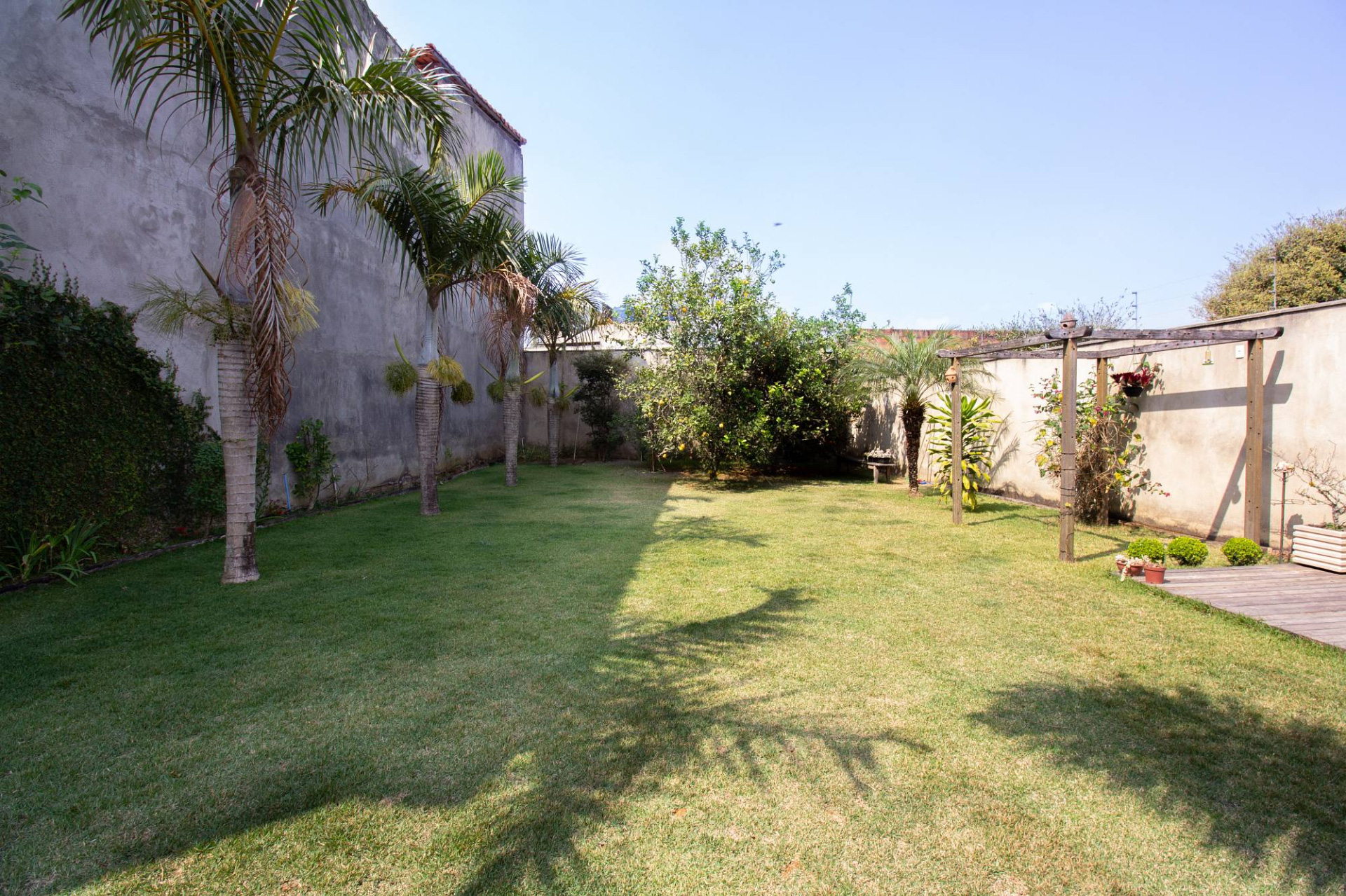 Casa com bom quintal. Novo Horizonte., foto 14