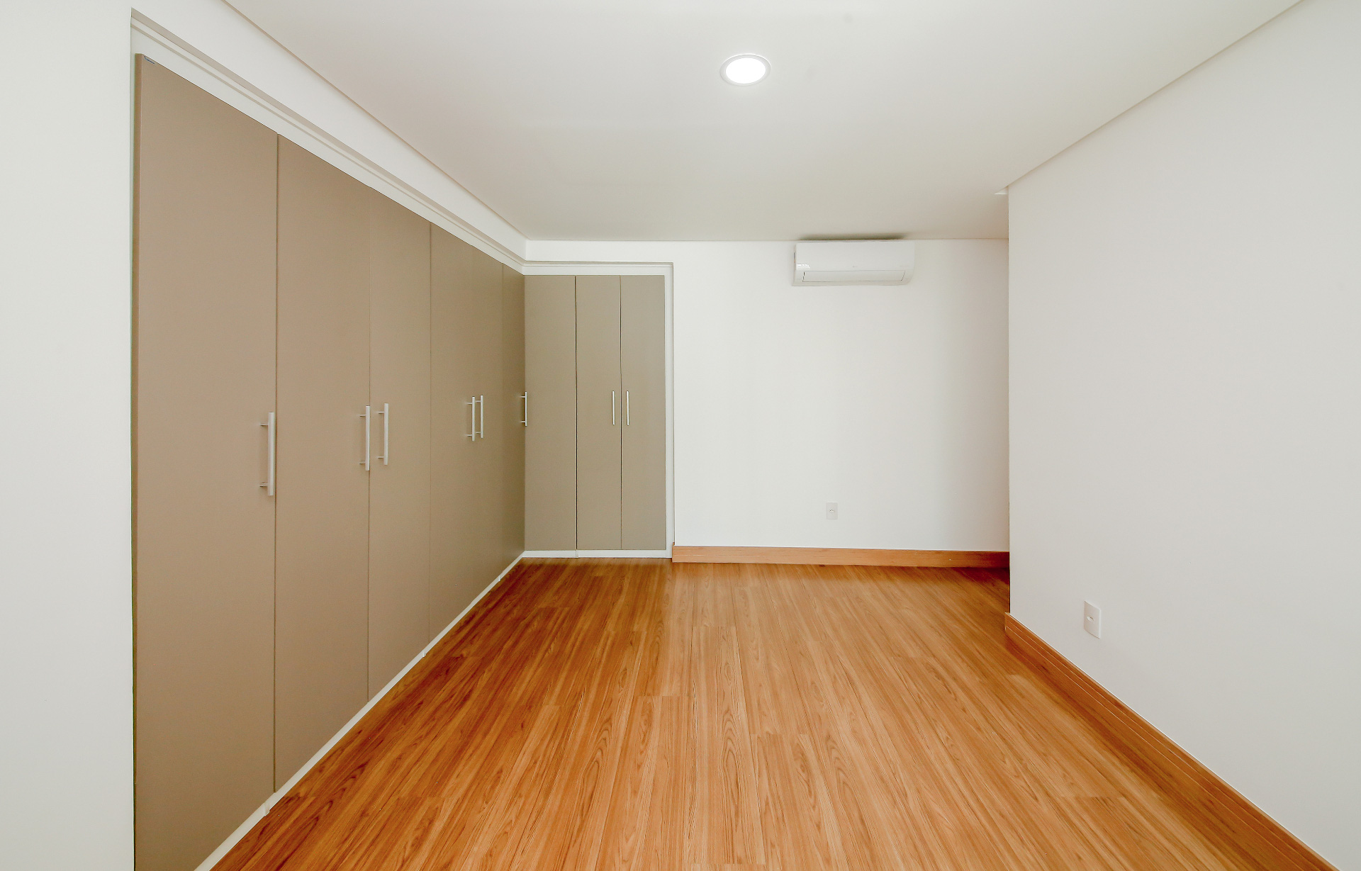 São Mateus: 4 quartos, 3 vagas. Apartamento espaçoso., foto 14