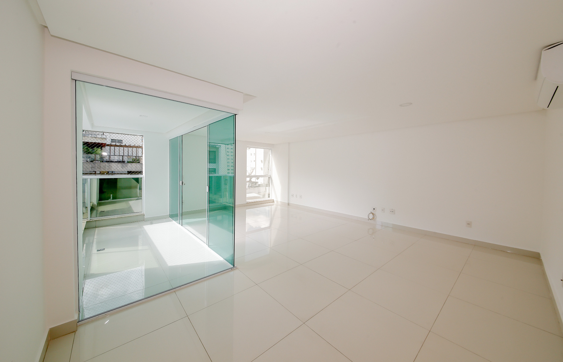 São Mateus: 4 quartos, 3 vagas. Apartamento espaçoso., foto 3