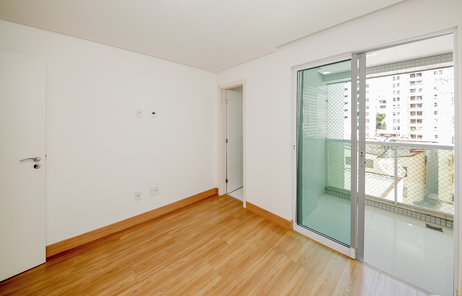 São Mateus: 4 quartos, 3 vagas. Apartamento espaçoso., foto 16