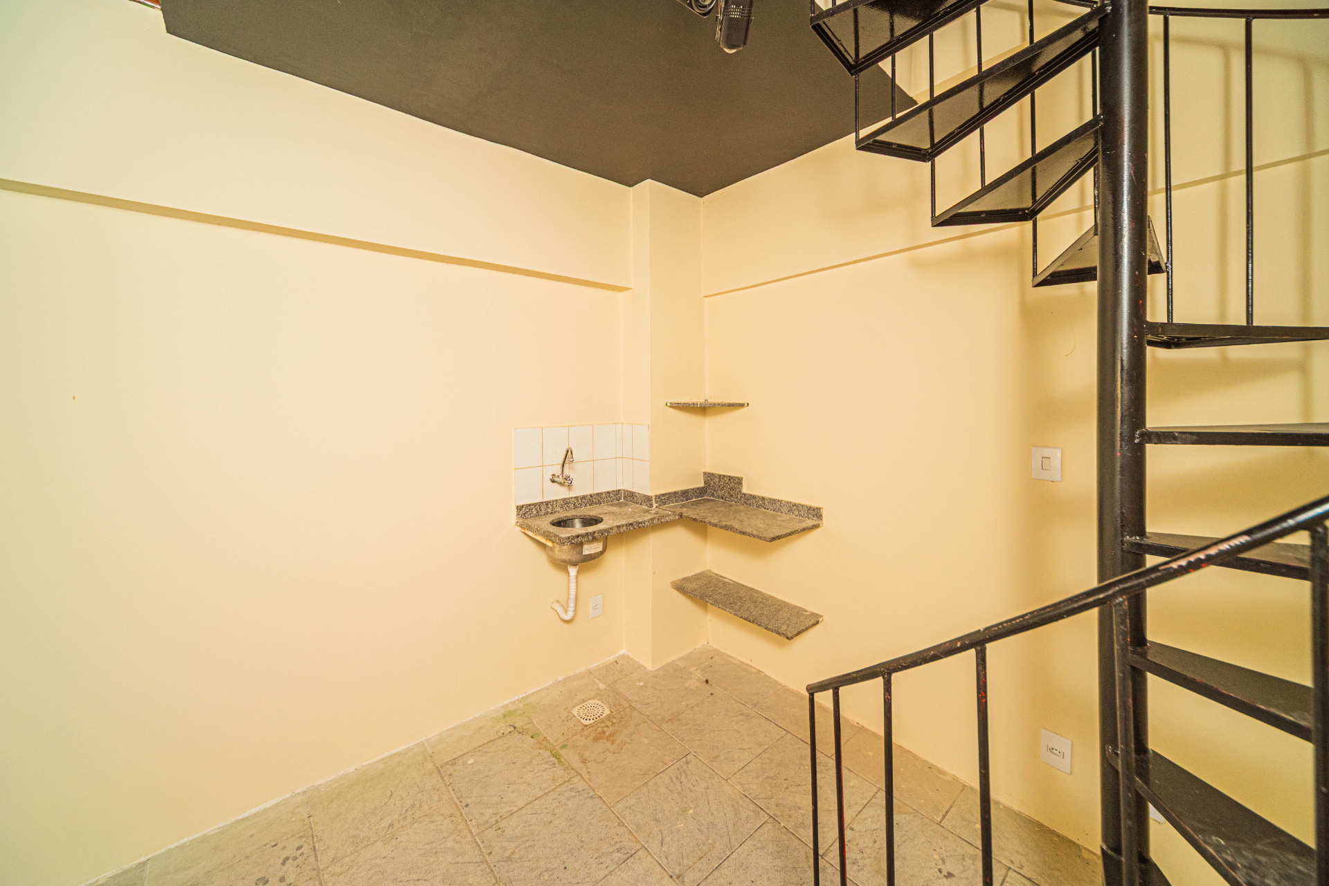 Ponto comercial no Cascatinha. 1 vaga, 40m²., foto 3