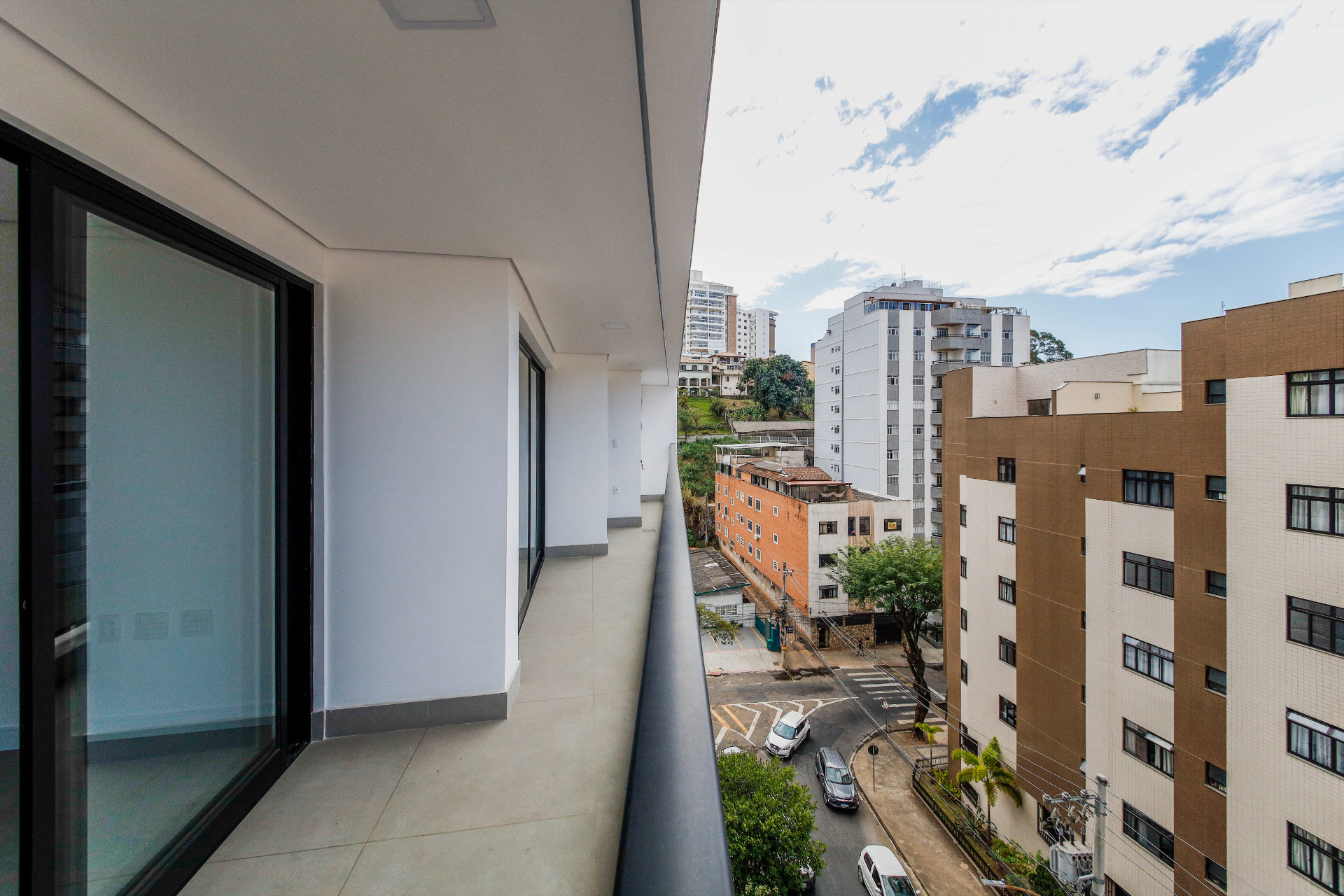 Apartamento novo, 3 quartos, 2 vagas em Santa Helena, foto 2