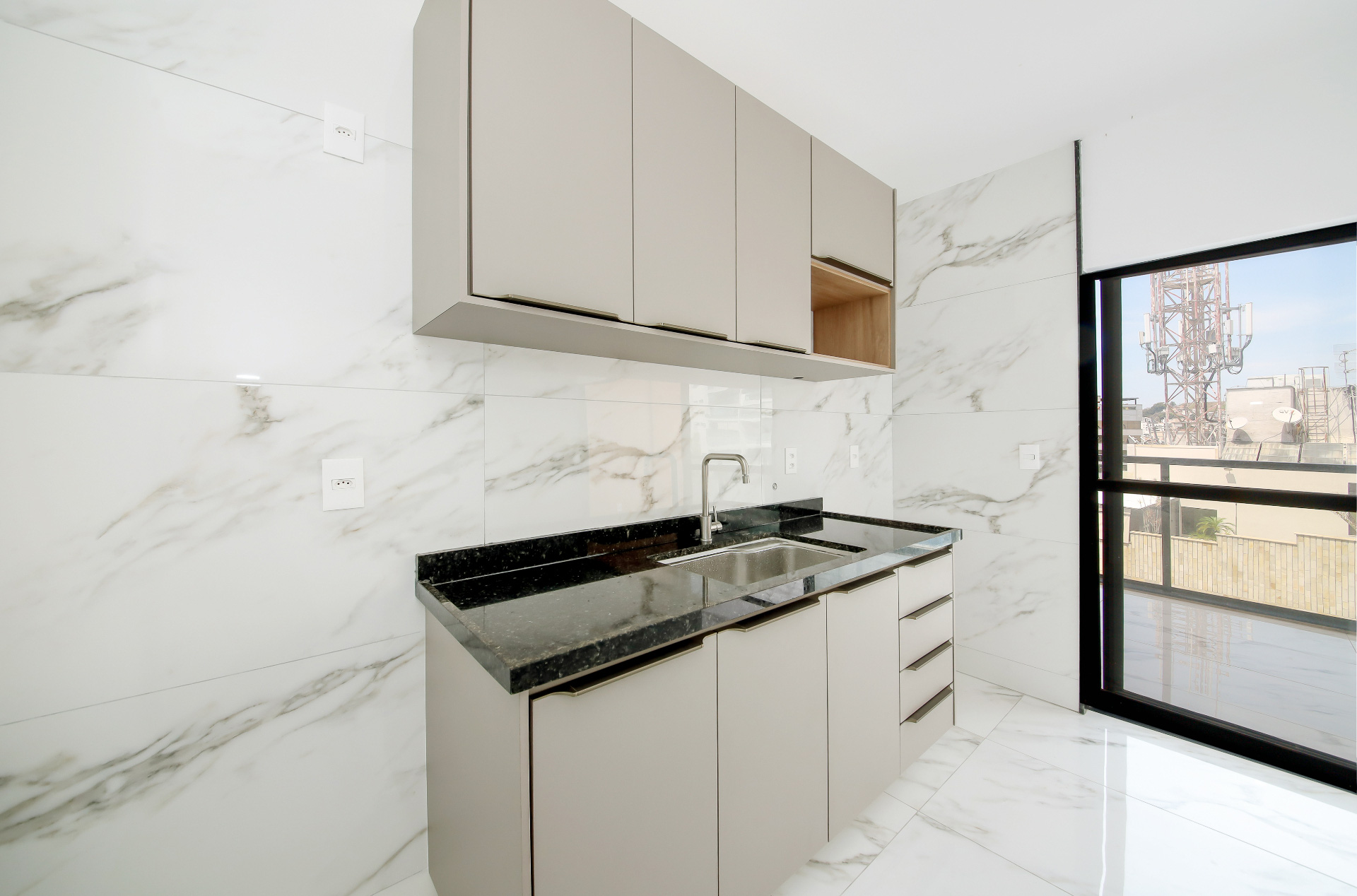 Cobertura no São Mateus, 178m² com armários novos., foto 6