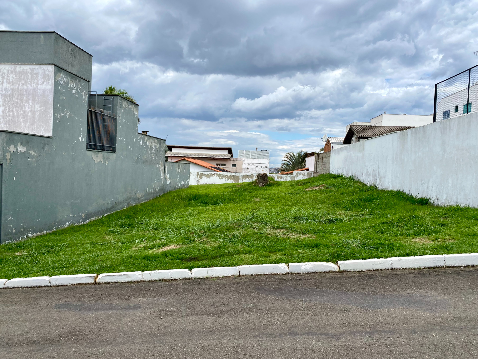 Terreno plano no Spina Ville. 450m² para construir., foto 5