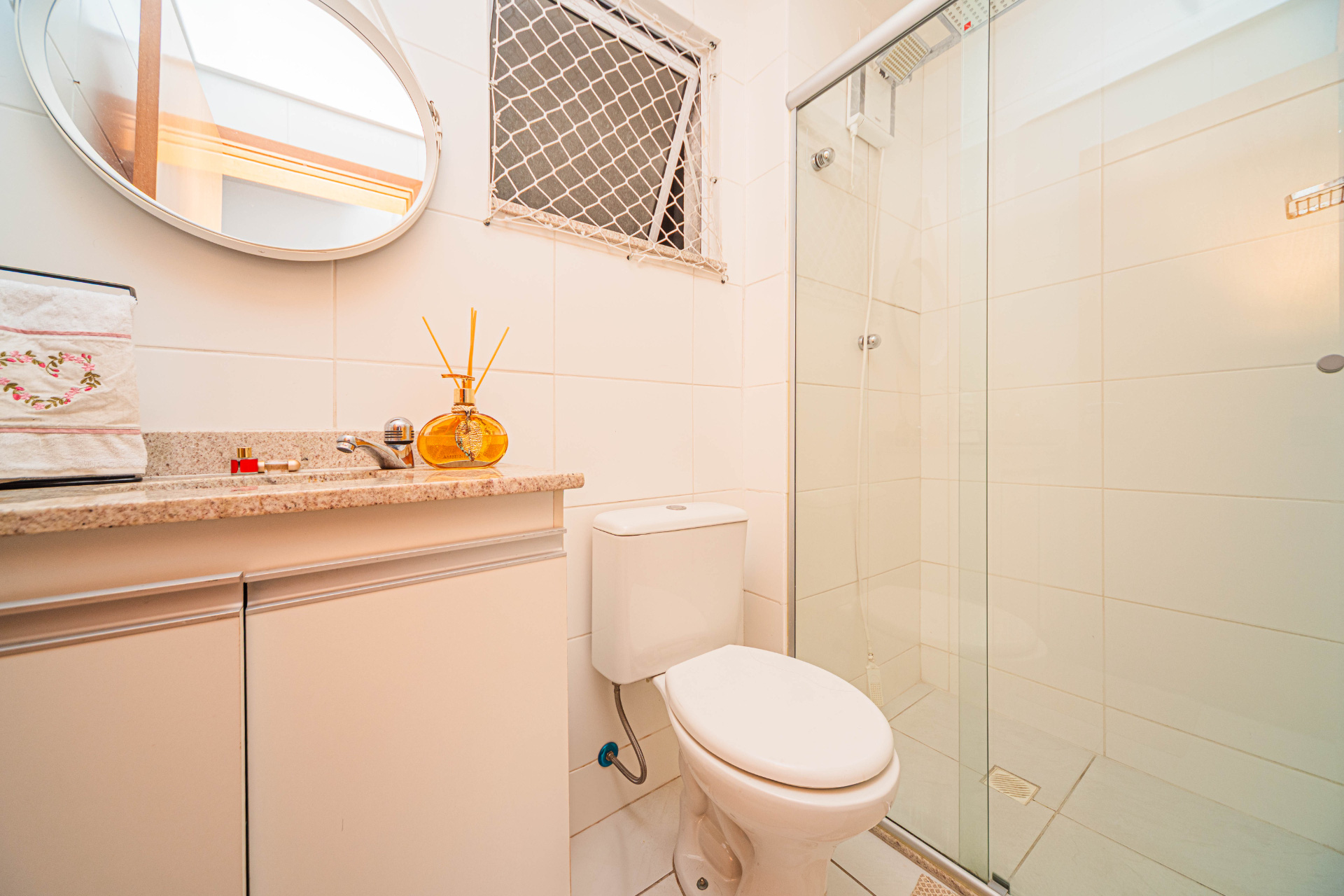 Suíte e varanda no Alto dos Passos. Espaçoso com 104m²., foto 10