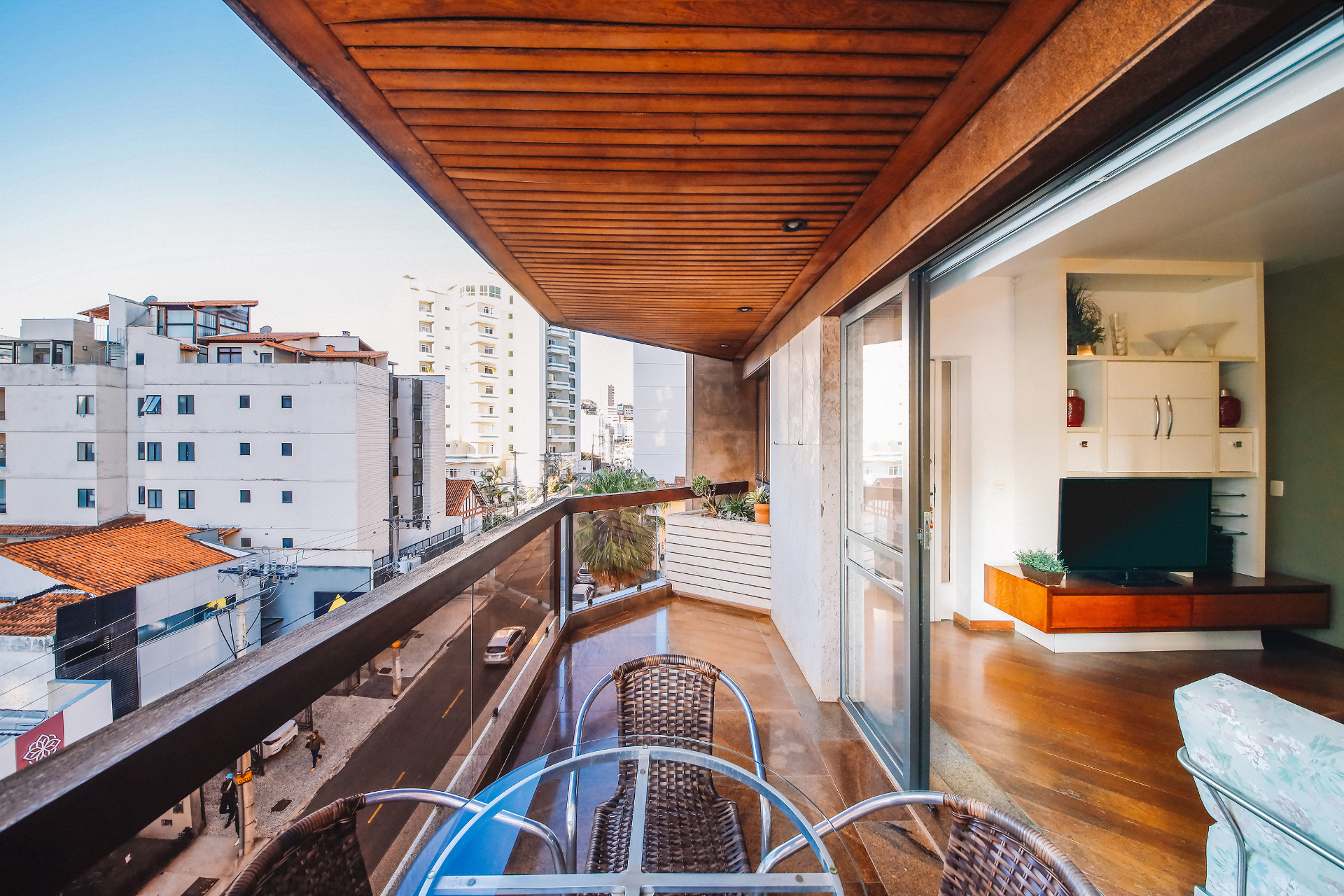 Um por andar na Delfim. Privacidades. 218m²., foto 1