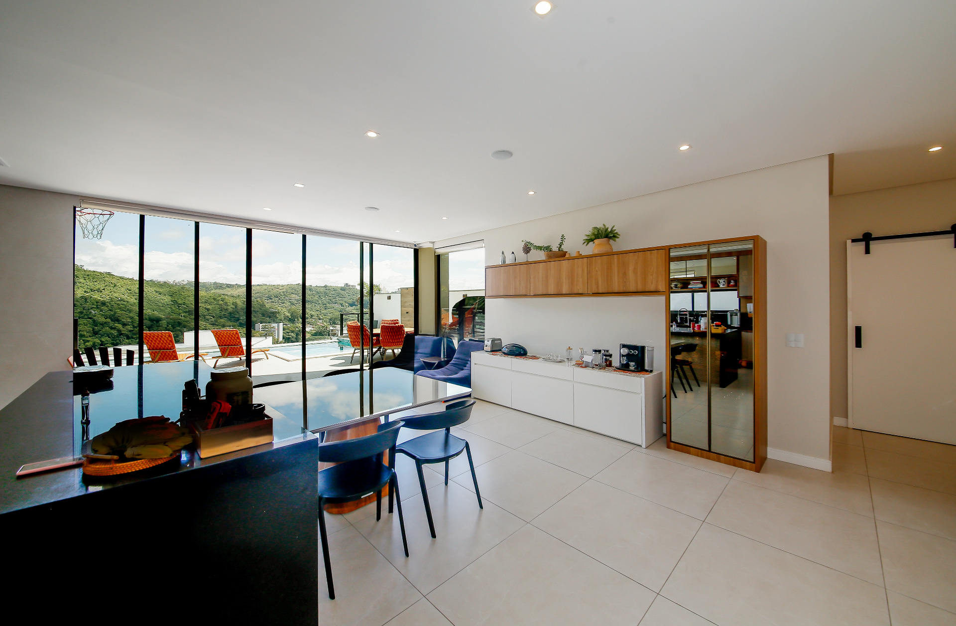 Salvaterra: Casa iluminada, 4 suítes, 580m²., foto 8
