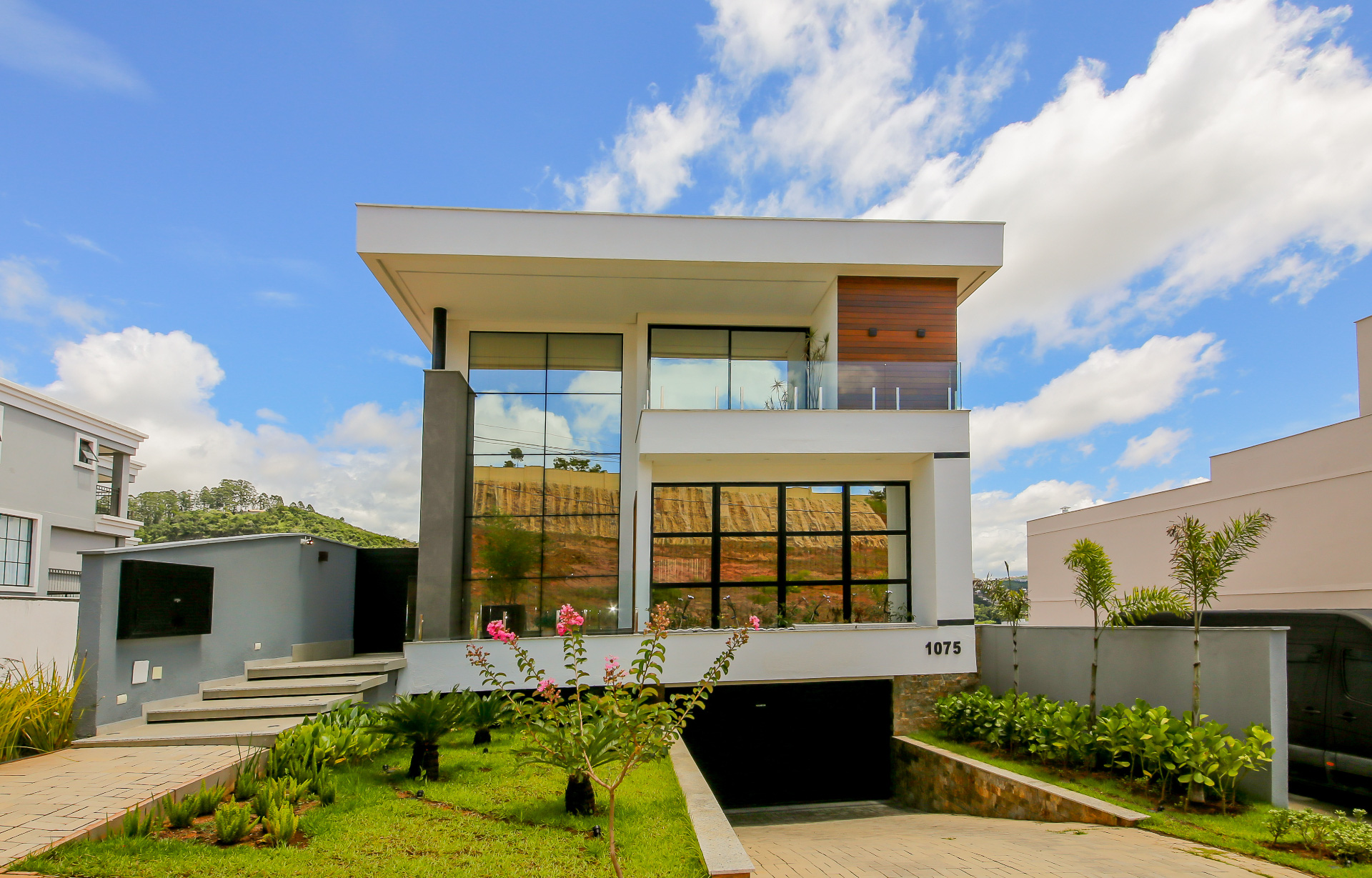 Salvaterra: Casa iluminada, 4 suítes, 580m²., foto 2