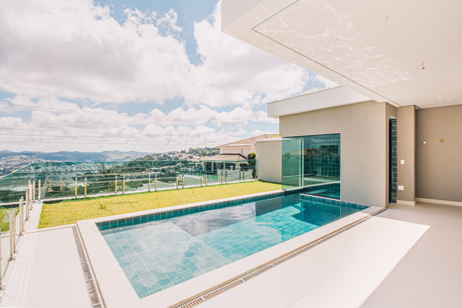 Casa 4 suítes, 6 vagas e piscina. Granville., foto 5