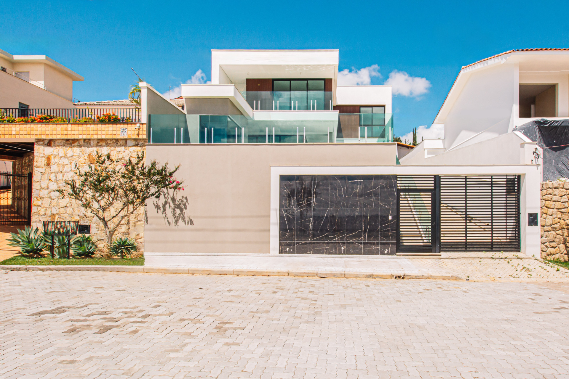 Casa 4 suítes, 6 vagas e piscina. Granville., foto 2
