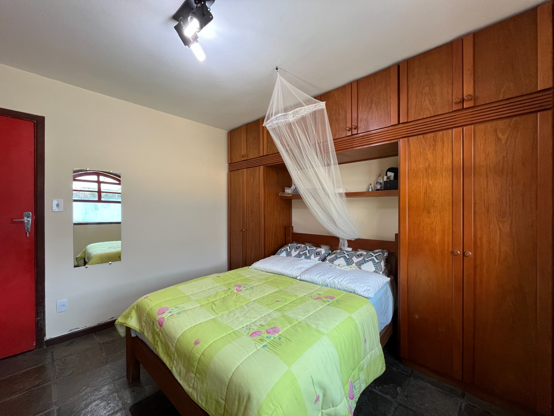 Casa abraçada pelo verde. Novo Horizonte., foto 8