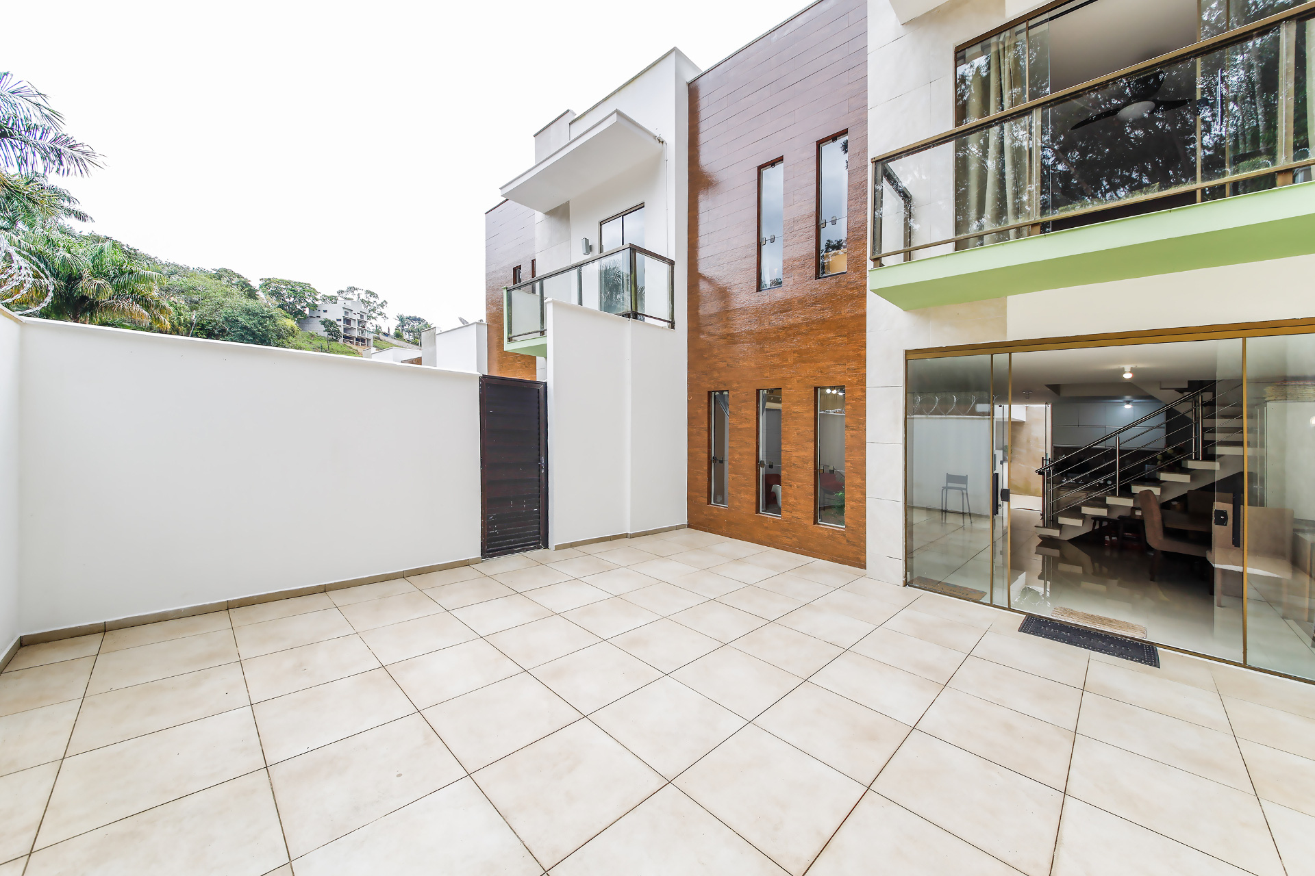 Duplex no Parque Guadalajara. Condomínio reservado, 3 vagas., foto 1