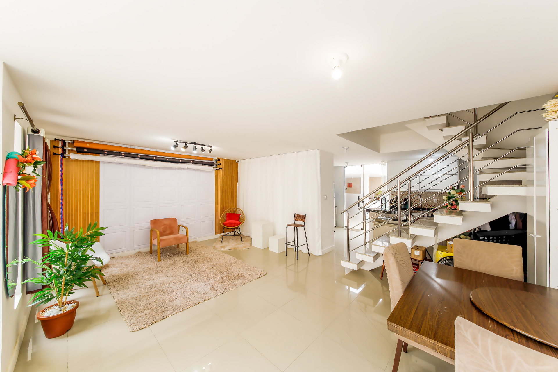 Duplex no Parque Guadalajara. Condomínio reservado, 3 vagas., foto 2