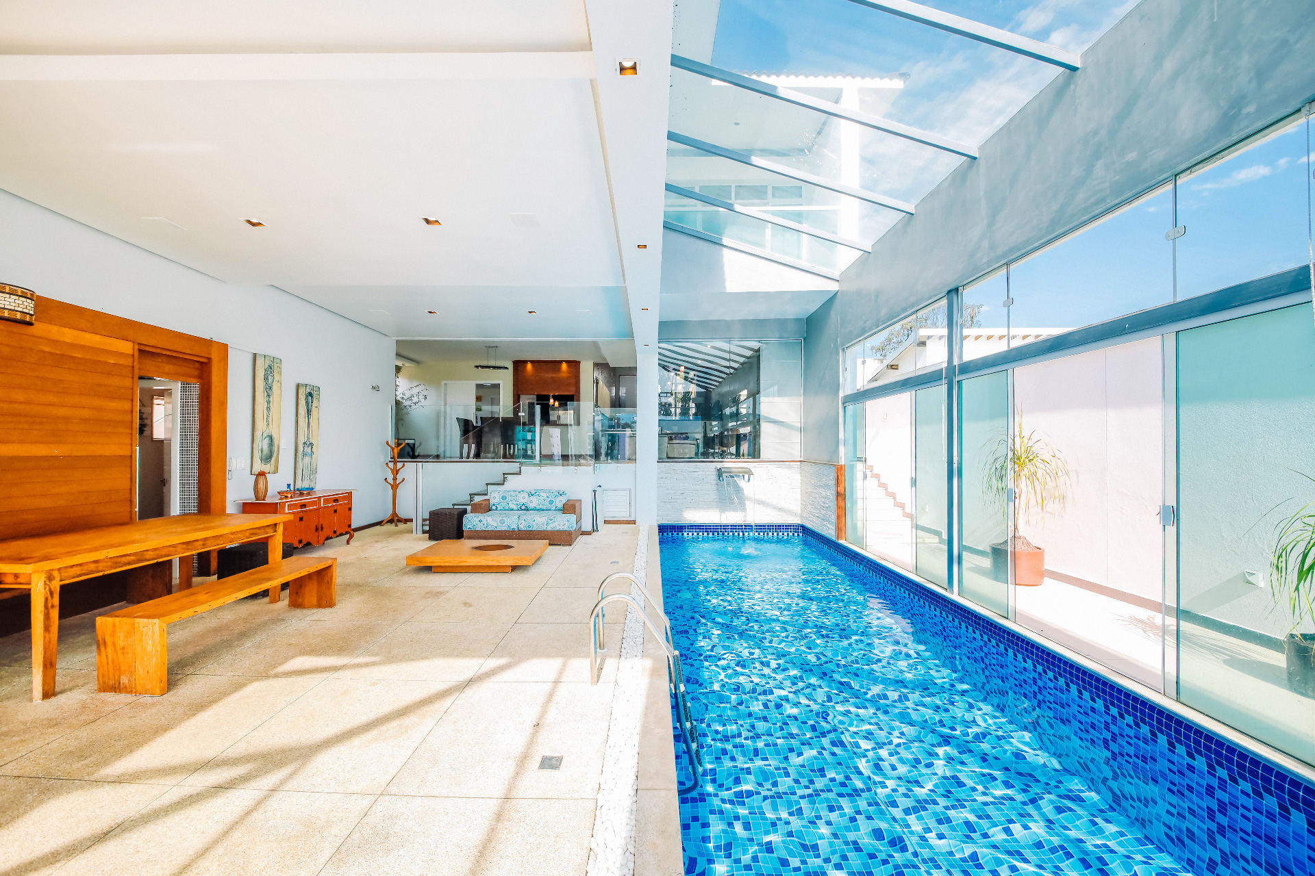 Estrela Sul: Casa, 3 suítes, 368m². Lazer completo., foto 3