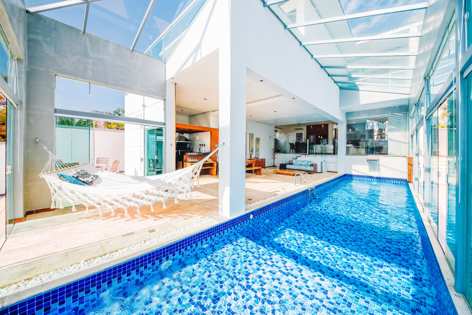 Estrela Sul: Casa, 3 suítes, 368m². Lazer completo., foto 1