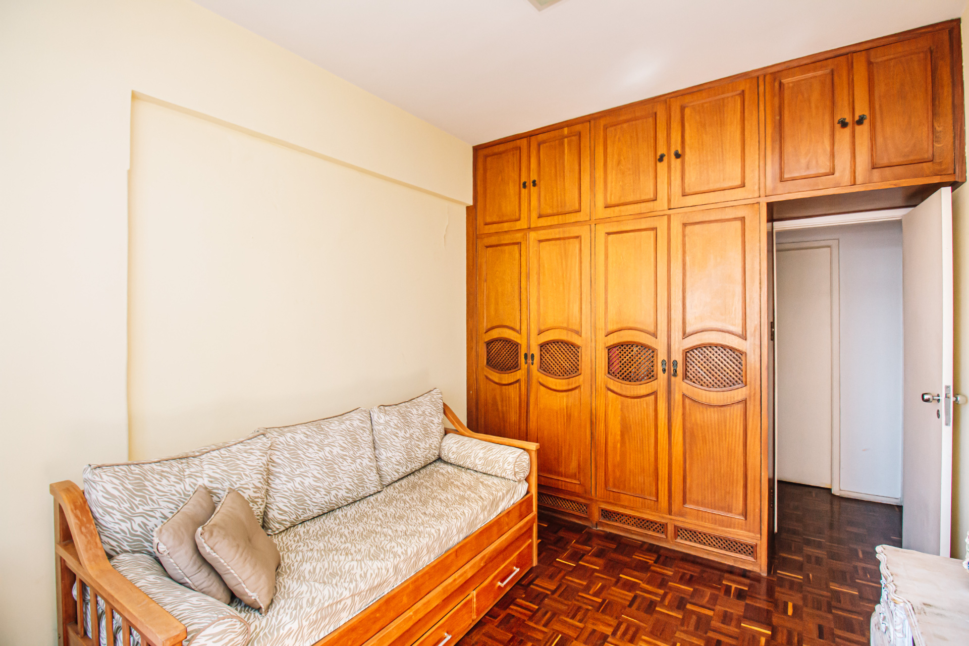 Centro: 5 quartos e 1 suíte, 189m². Clássico no coração da cidade, foto 13