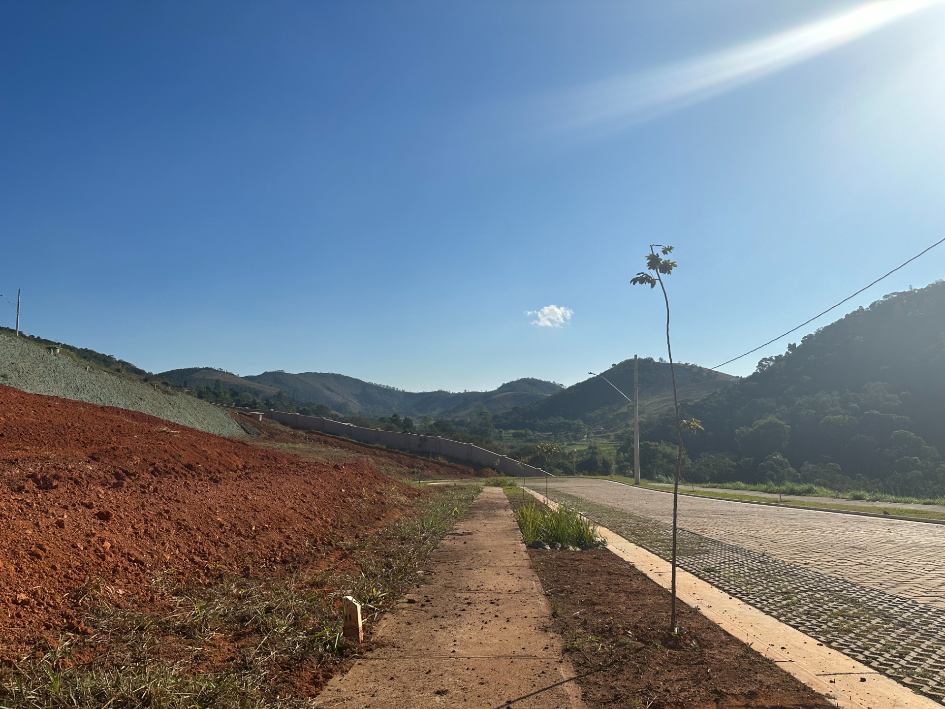Lote em aclive no Estrela do Lago, foto 1