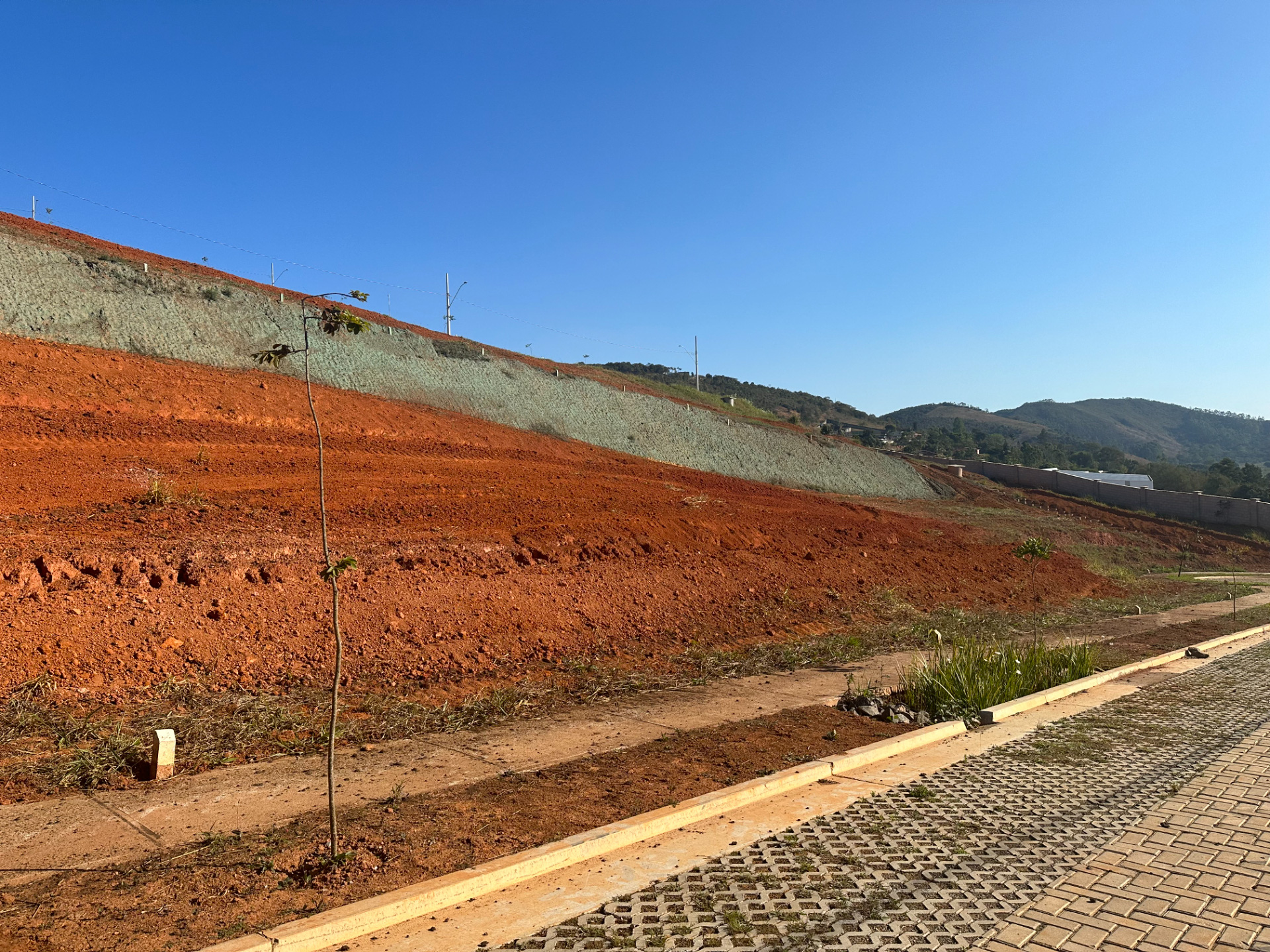 Lote em aclive no Estrela do Lago, foto 5
