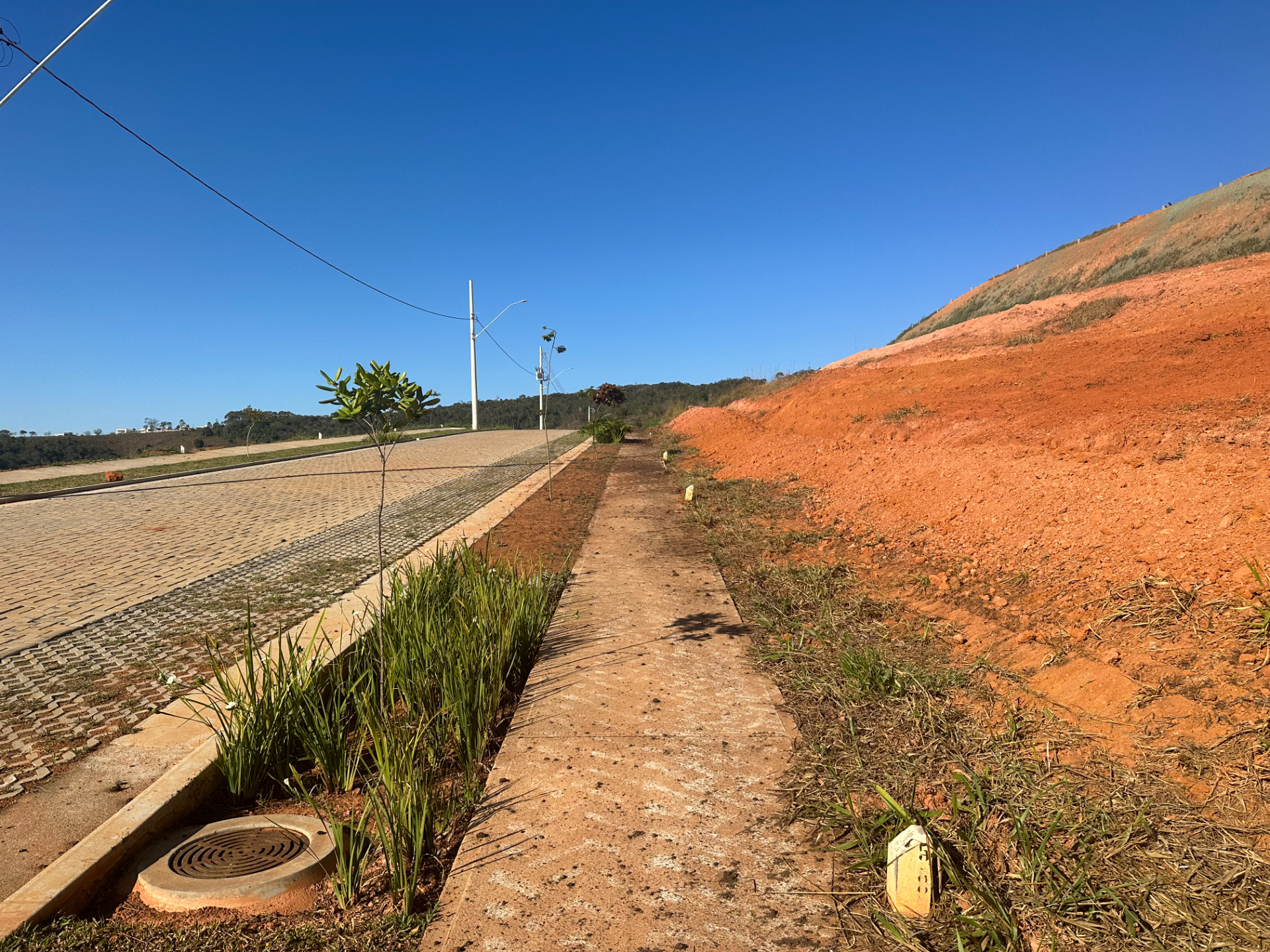 Lote em aclive no Estrela do Lago, foto 3