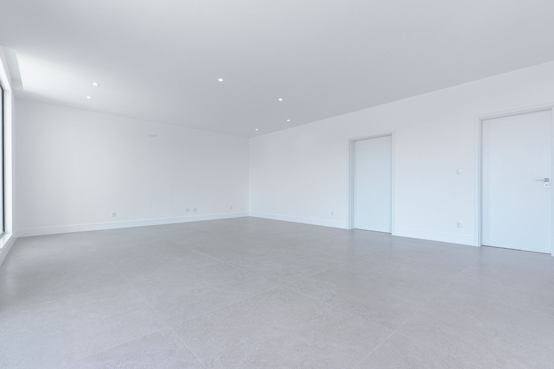 Casa 4 suítes, 367m² e 4 vagas no Aeroporto., foto 4