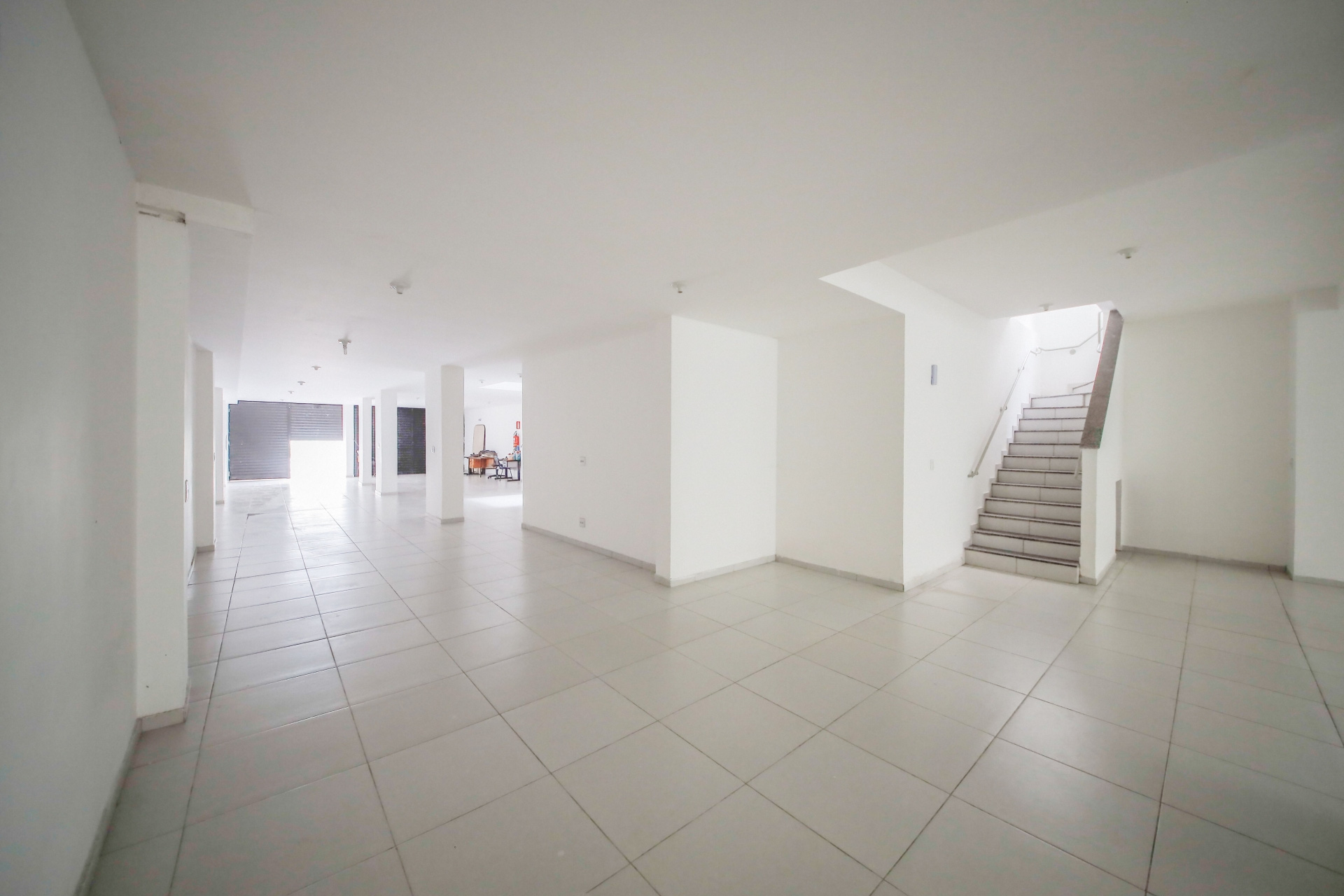 Loja ampla na maior avenida. 700m², 1 vaga., foto 9