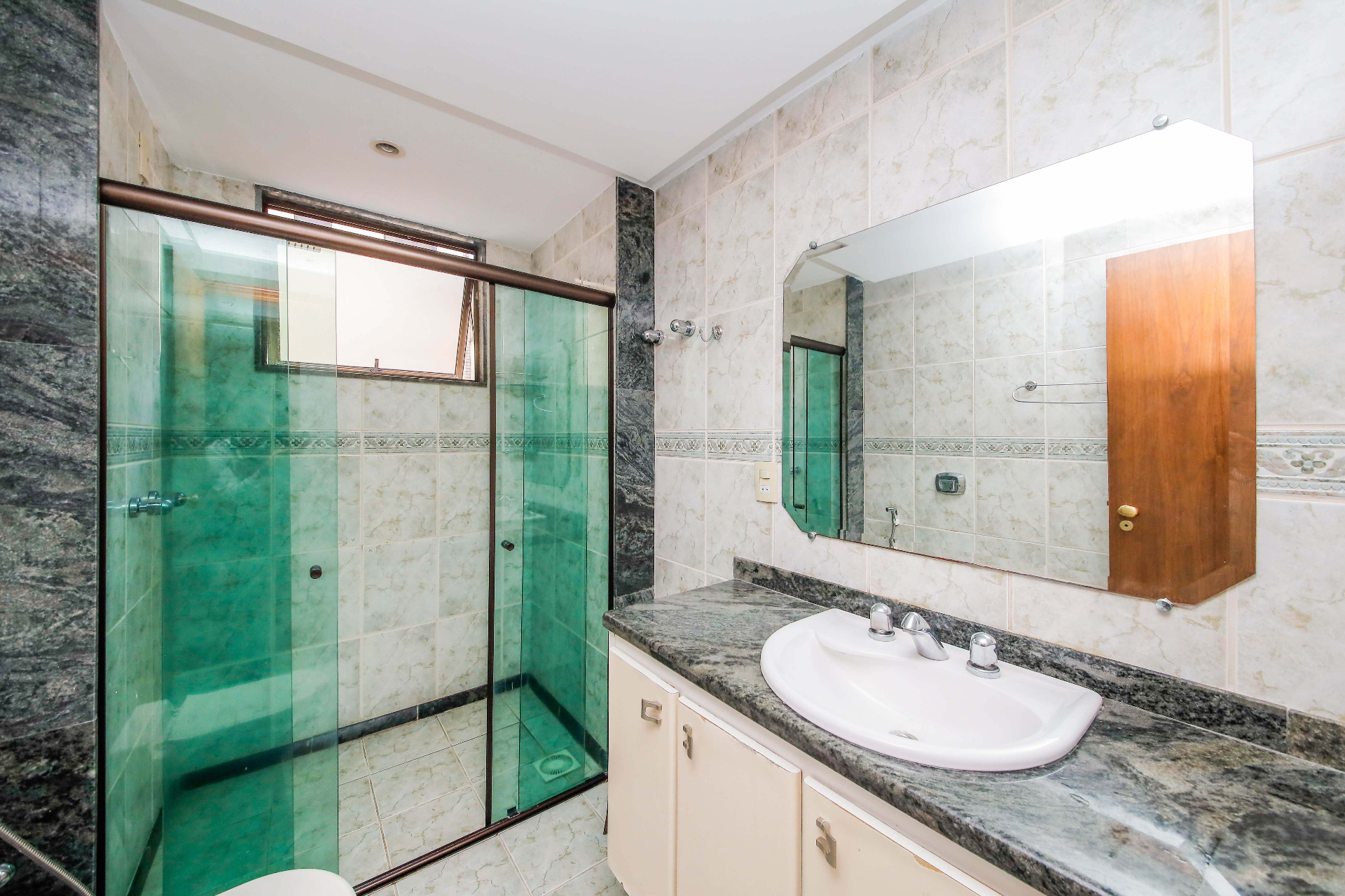 Um espaçoso 3 quartos com suíte no Centro para venda, foto 9