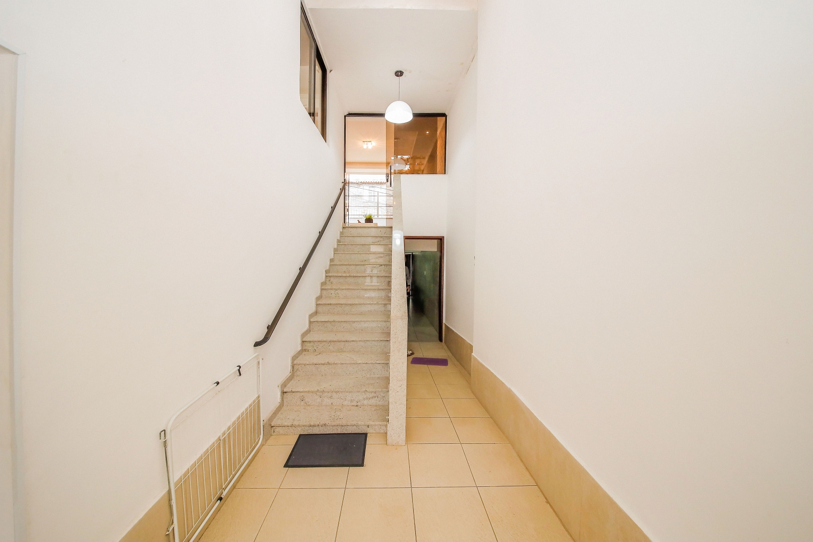Casa arejada no Paineiras. Jardim com espaço., foto 15