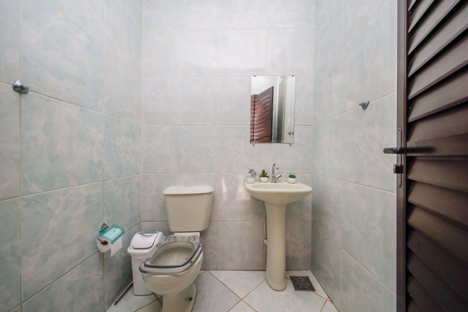 Casa arejada no Paineiras. Jardim com espaço., foto 19