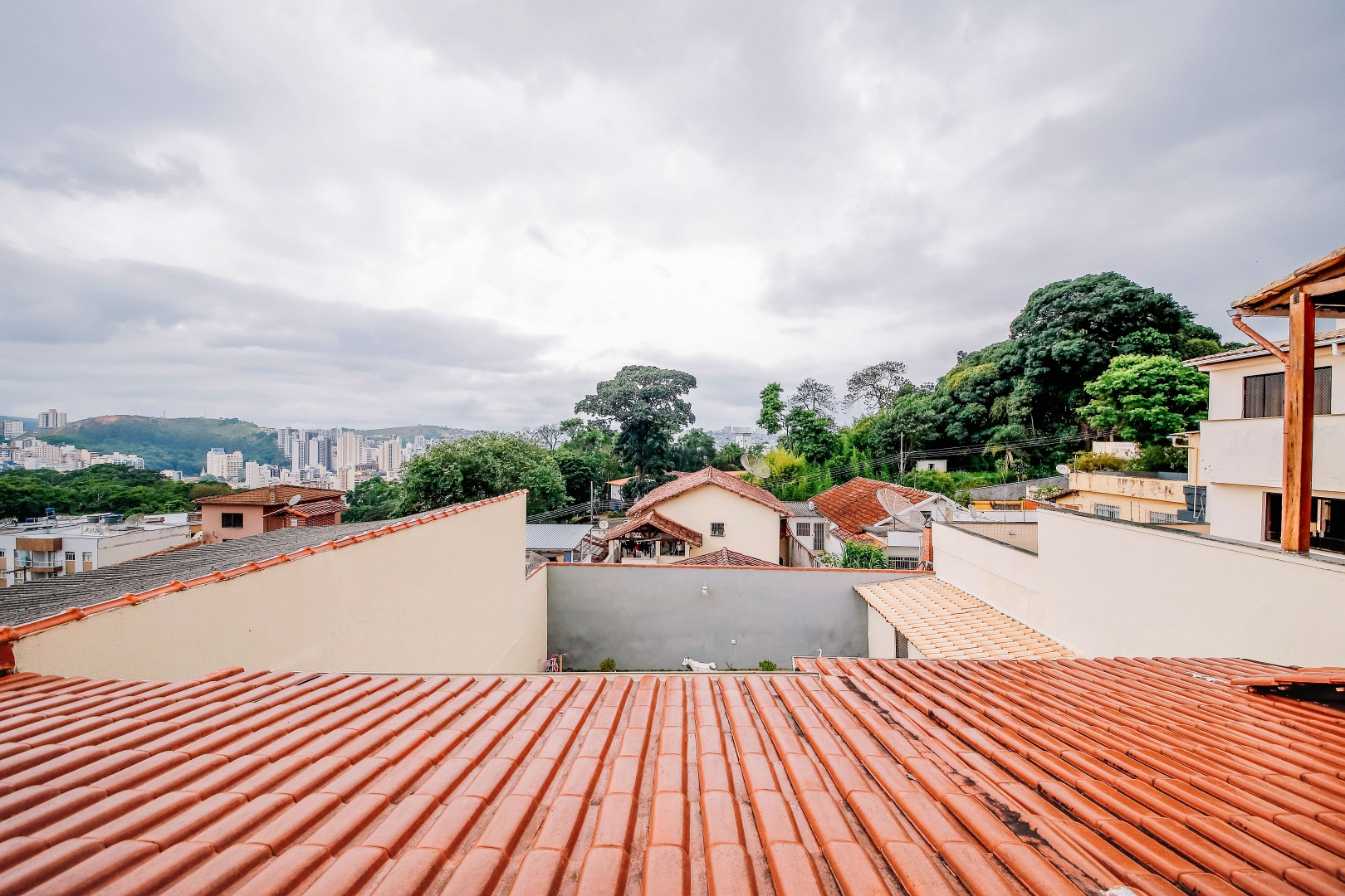 Casa arejada no Paineiras. Jardim com espaço., foto 10