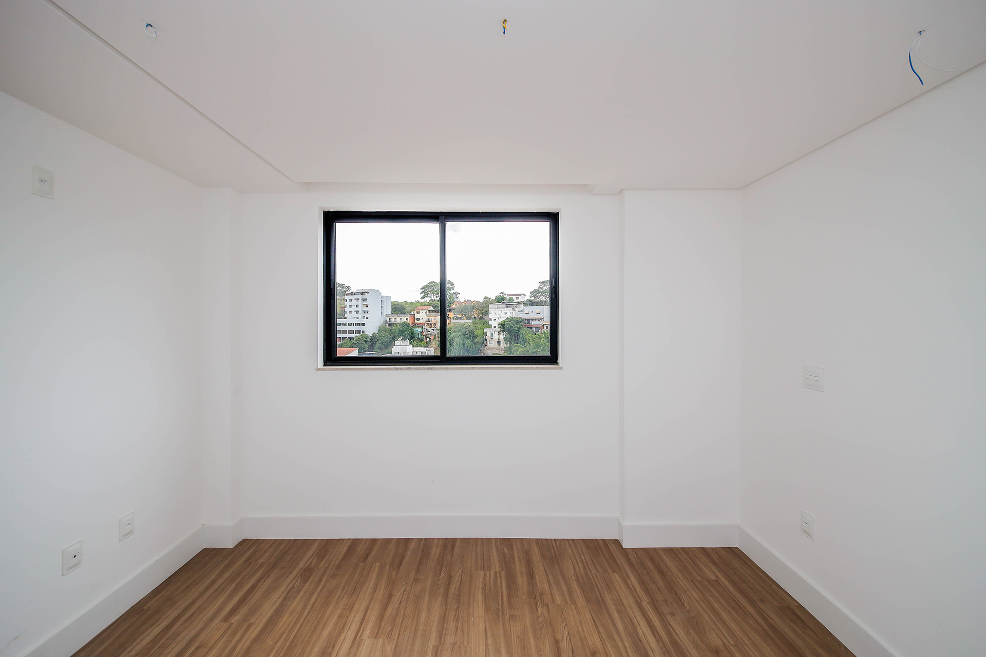 Granbery: 4 quartos, novo e perto do Centro., foto 11