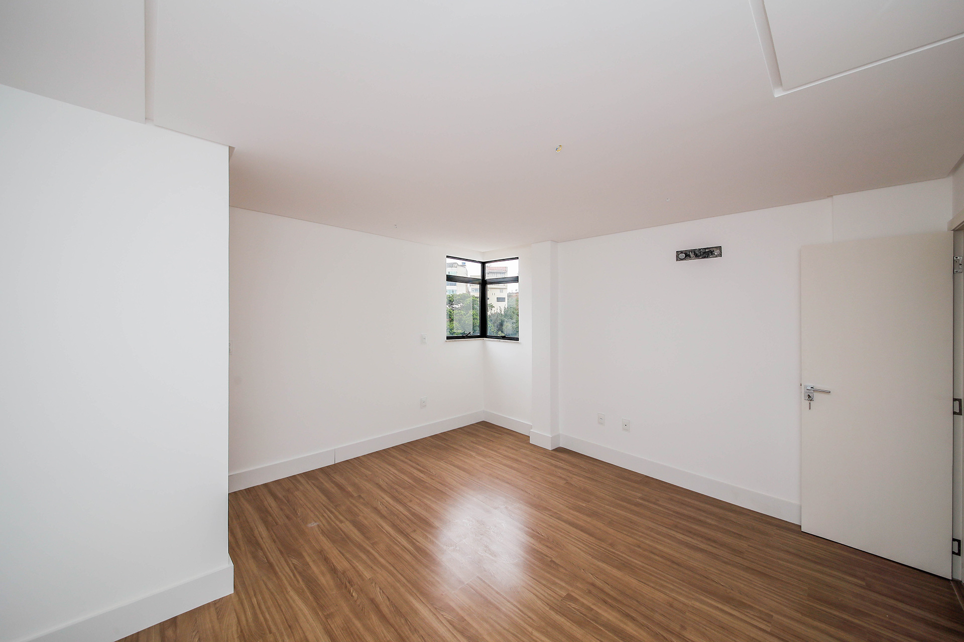 Granbery: 4 quartos, novo e perto do Centro., foto 13