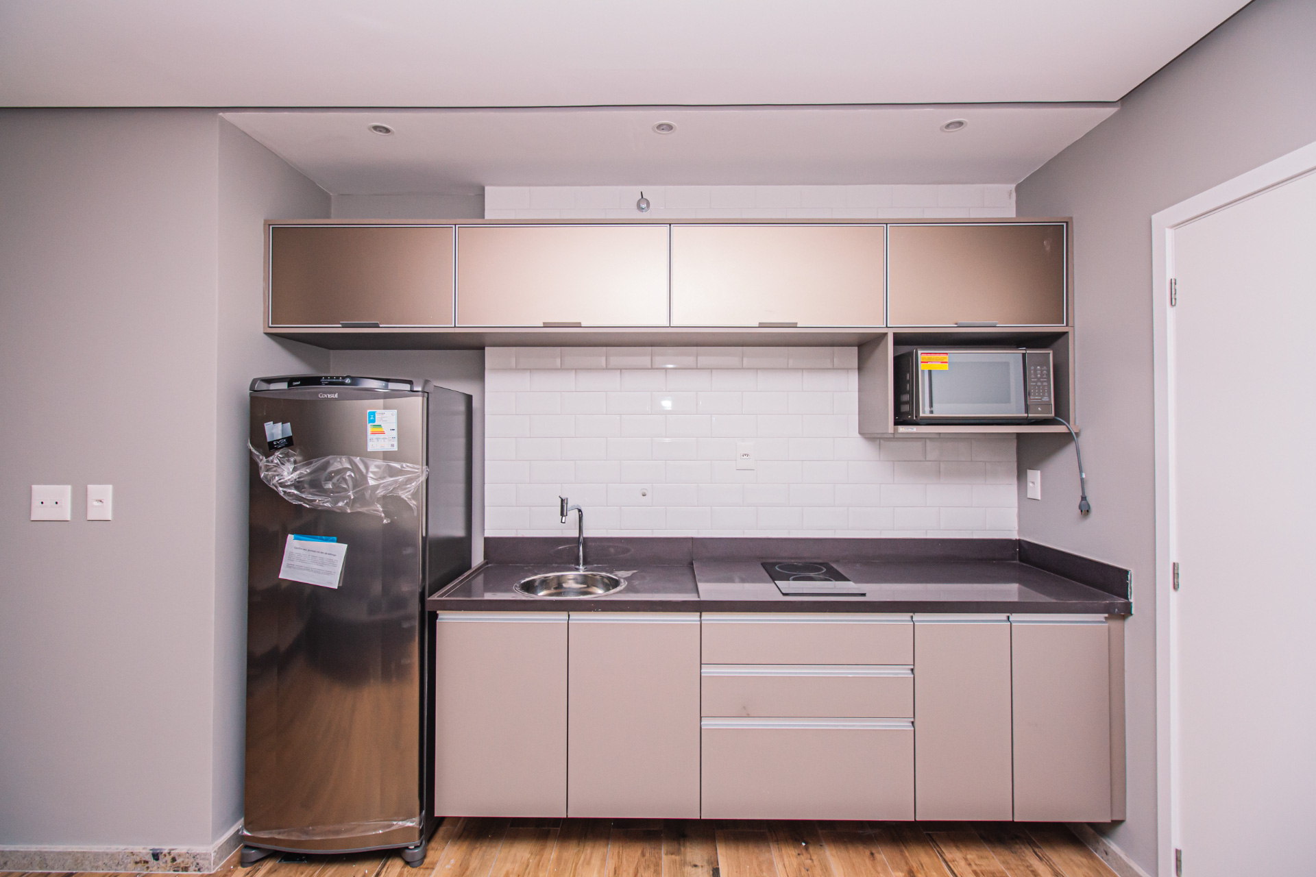 Studio mobiliado, varanda, área de lazer na Cascatinha., foto 5