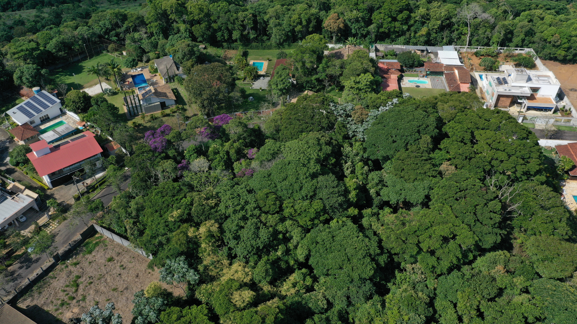 Terreno de 1940m² no Bosque do Imperador. Espaço para criar., foto 2