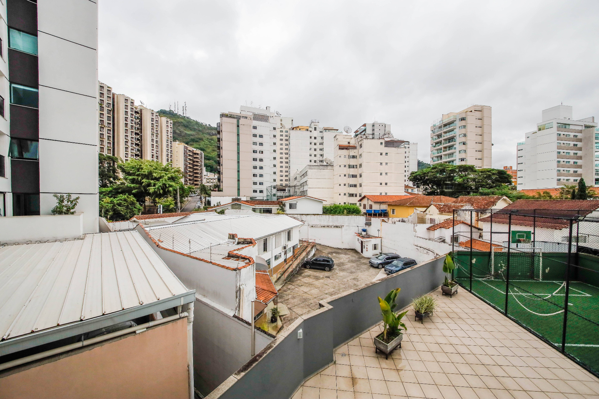 Varanda e 3 vagas no Centro. Amplo, 230m²., foto 4