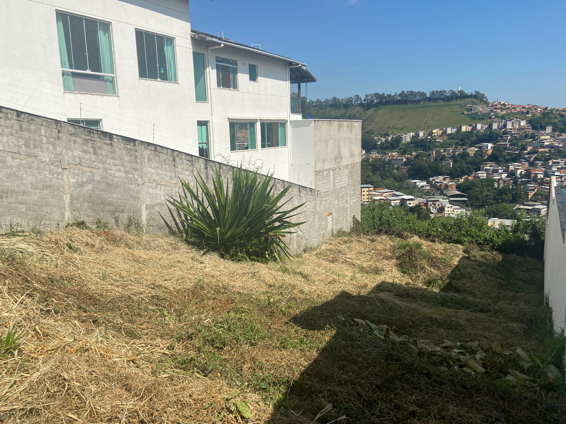 Terreno em declive, 486m², São Pedro, foto 3
